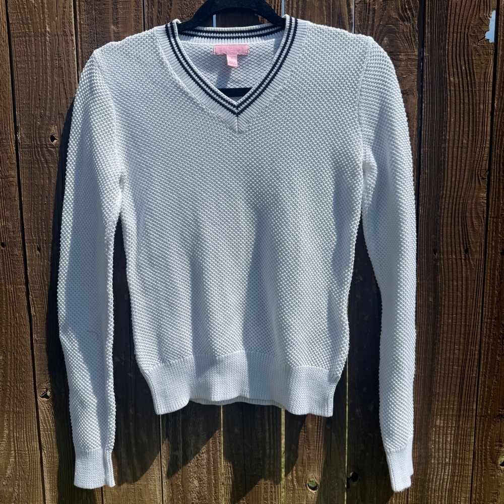 Lilly Pulitzer White Cotton V-Neck Sweater | Size S | Preppy Tennis Chic 🤍✨